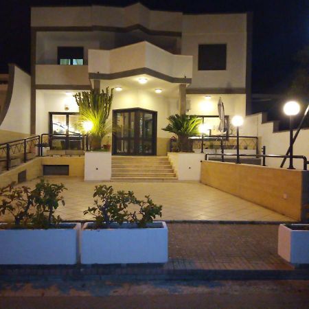 Mamma Assunta Bed & Breakfast Melendugno Bagian luar foto